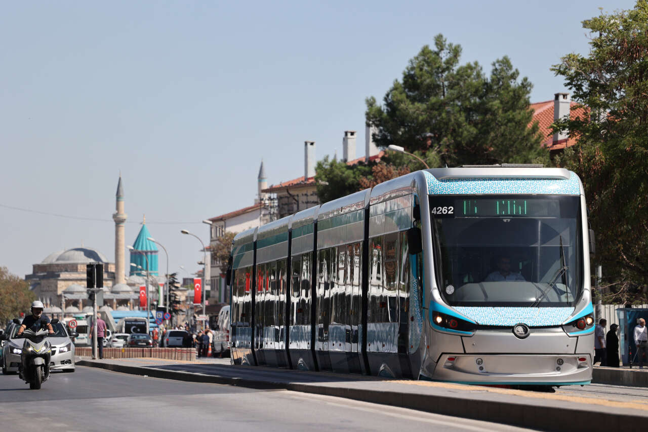 Konya'yı seçen öğrencilere 50 bin TL'ye kadar destek verilecek 5